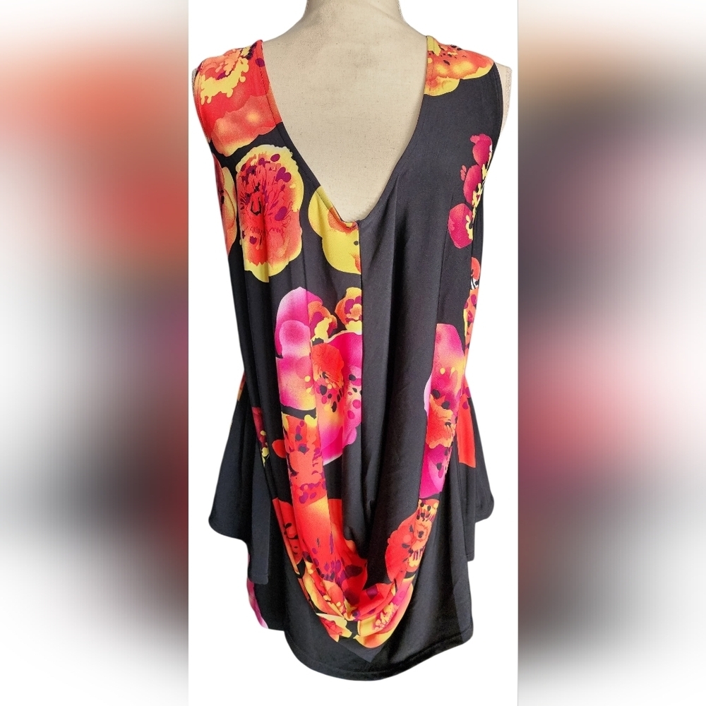 XOXO S Floral Mini Dress Sleeveless High-Low Draped Back Bold Poppy Print Black
